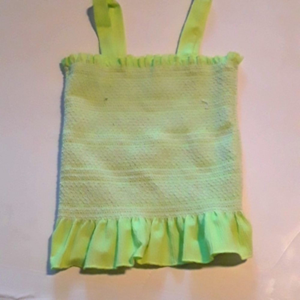 Cropped  neon green tank top tight fit size small branded speechless